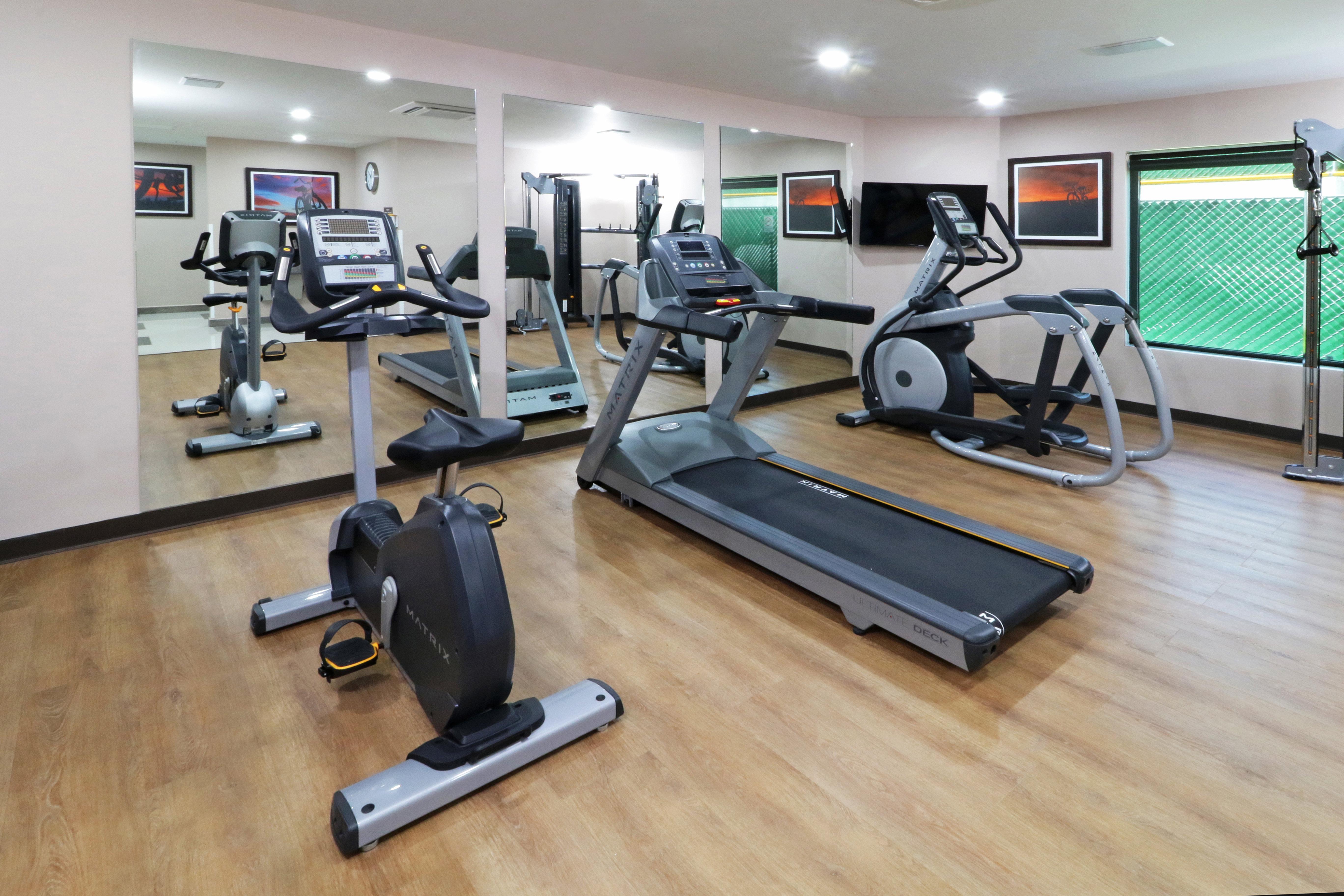 סלאיה Candlewood Suites Celaya מראה חיצוני תמונה