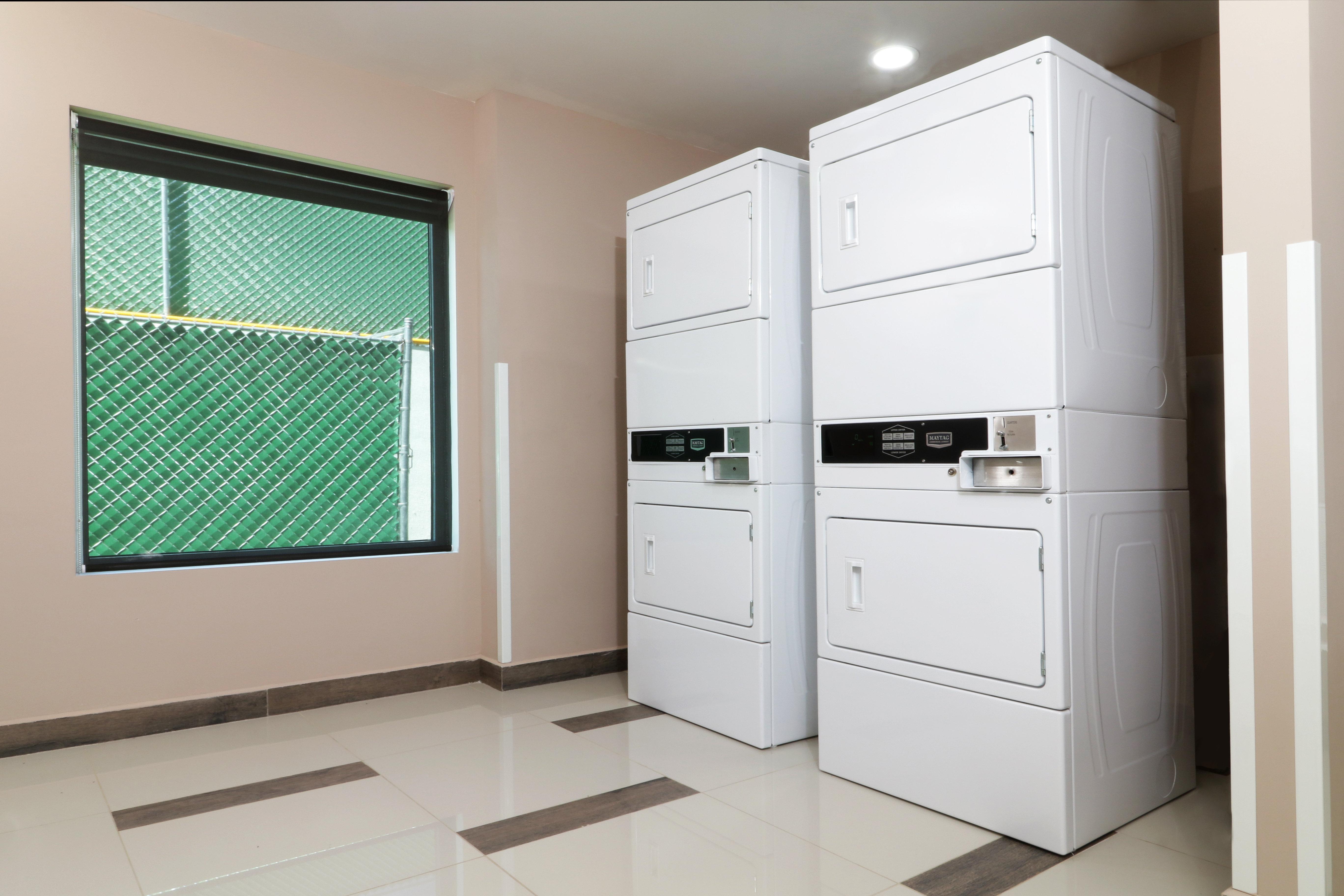 סלאיה Candlewood Suites Celaya מראה חיצוני תמונה